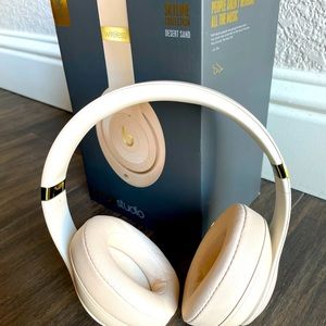 Beats Studio 3 wireless